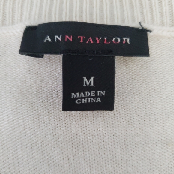 Ann Taylor wool blend cream with faux leather 3/4" sleeves pullover sweater. M - Picture 7 of 10
